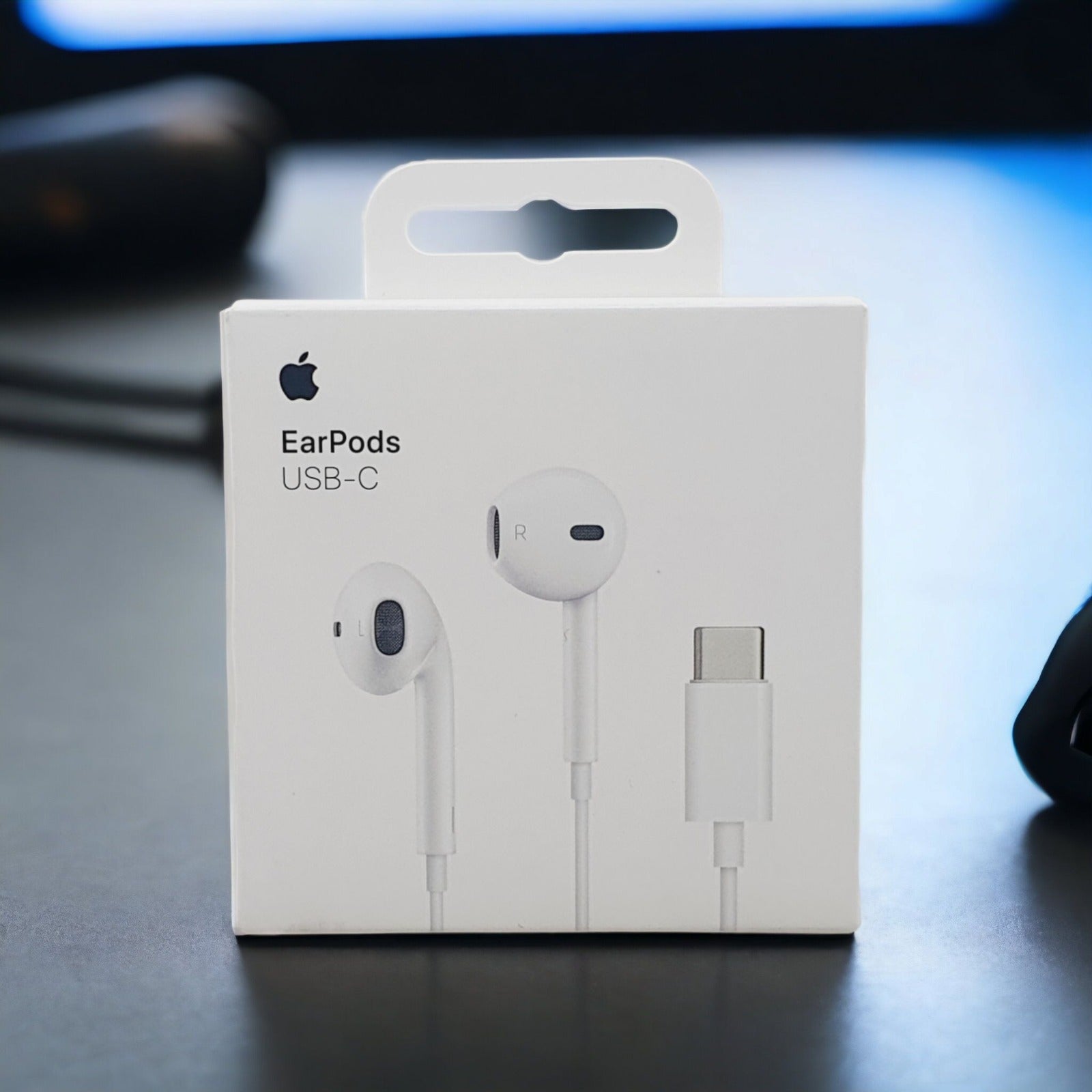 Apple Ear-pods USB-C Handsfree eshaantraders.in